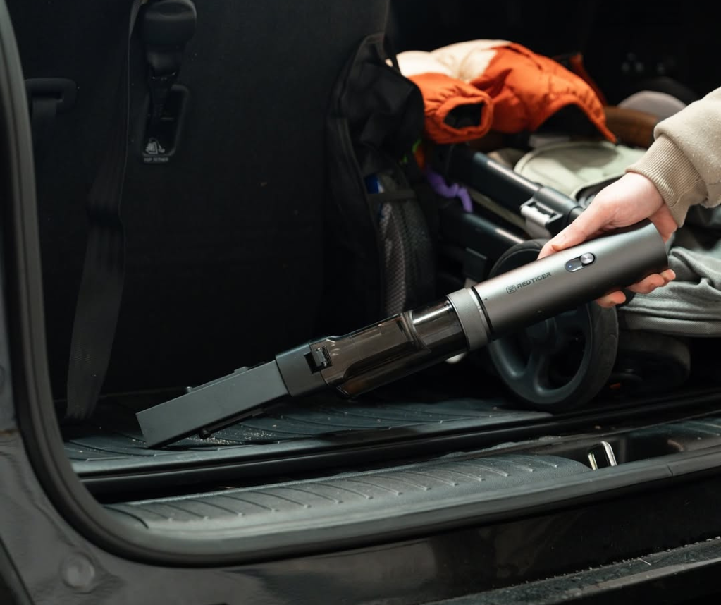 How to choose a vacuum cleaner for a car?