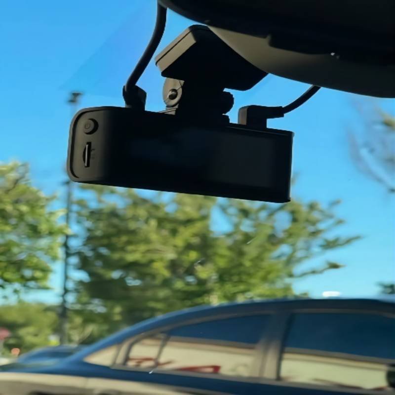 Main Things to Consider Before Buying a Dash Cam - REDTIGER Official